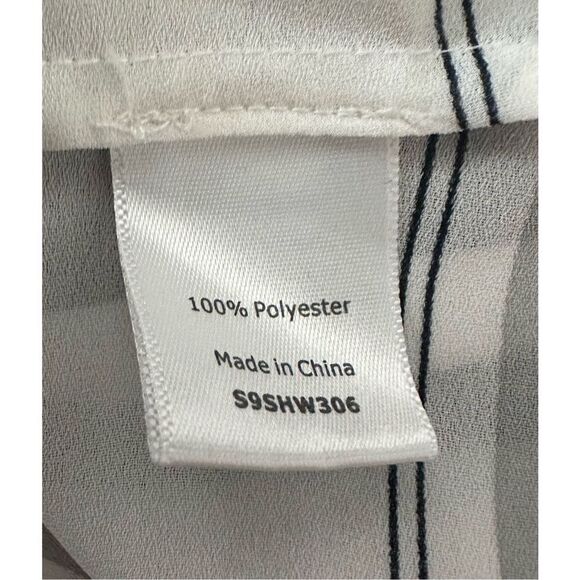 41 Hawthorn Women's‎ Pullover Stripes Split Neck Sleeveless Blouse Top Size M - Picture 5 of 6